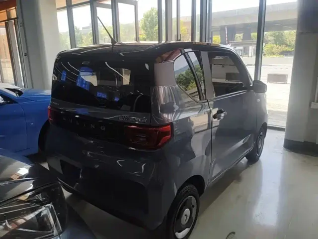 Wuling Hongguang Mini EV — Фото автомобиля 6