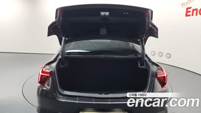 Kia K8 2.5 Бензин 2WD — Фото автомобиля 20