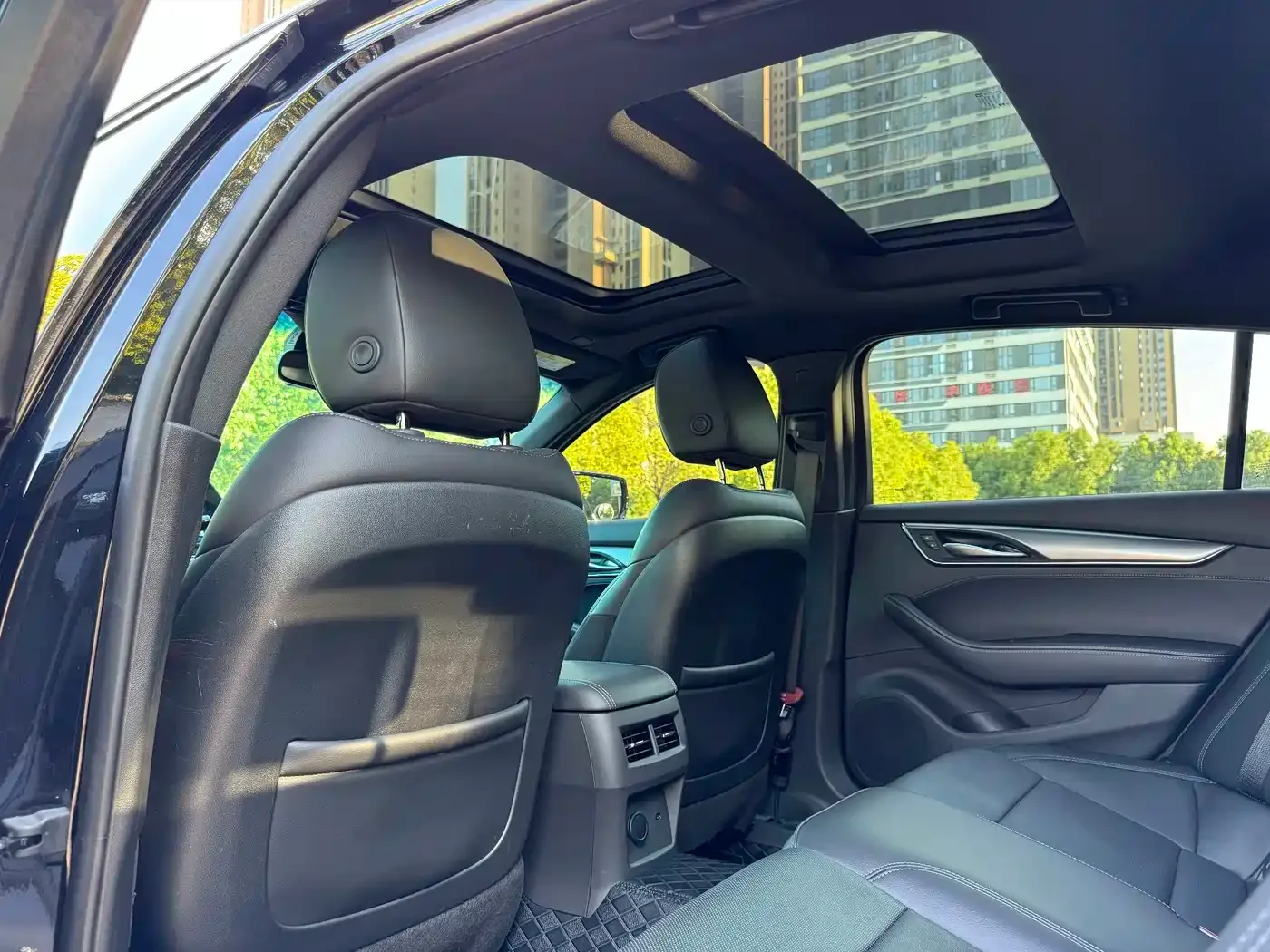 Cadillac Cadillac CT5 2023 28T Luxury Style (Standard Edition) — Фото автомобиля 18