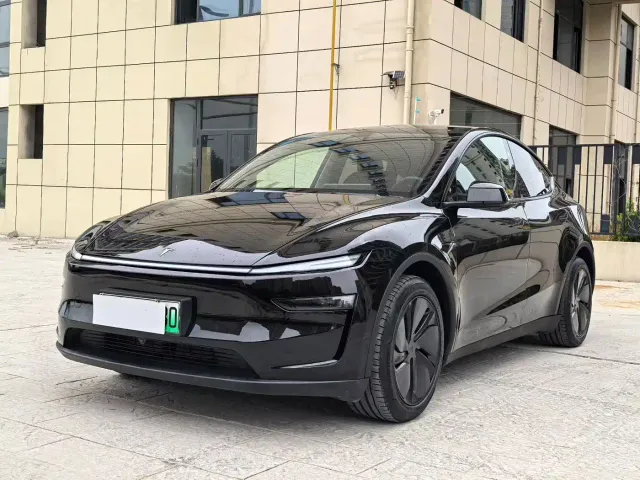 Фотография автомобиля — Tesla Model Y