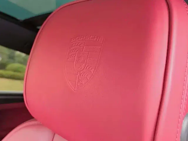 Porsche Macan — Фото автомобиля 11