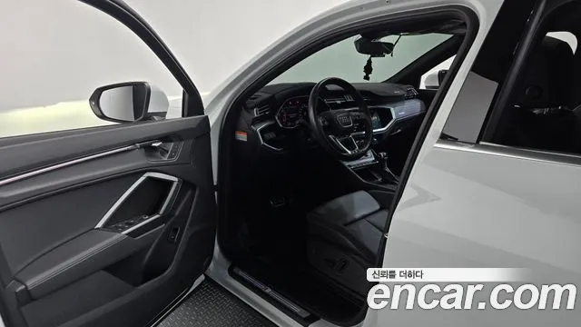 Audi Q3 F3 — Фото автомобиля 15