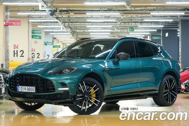 Aston Martin DBX — Фото автомобиля 3