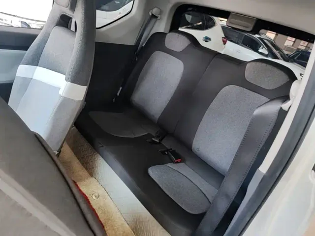 Wuling Hongguang Mini EV — Фото автомобиля 16