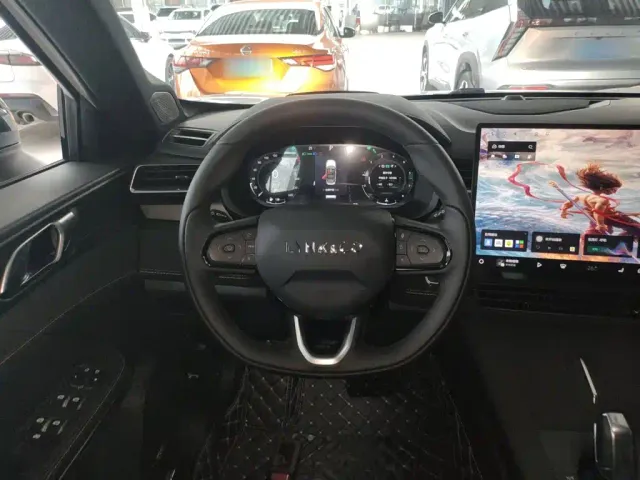 Lynk & Co 01 — Фото автомобиля 6