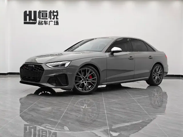 Фотография автомобиля — Audi S4