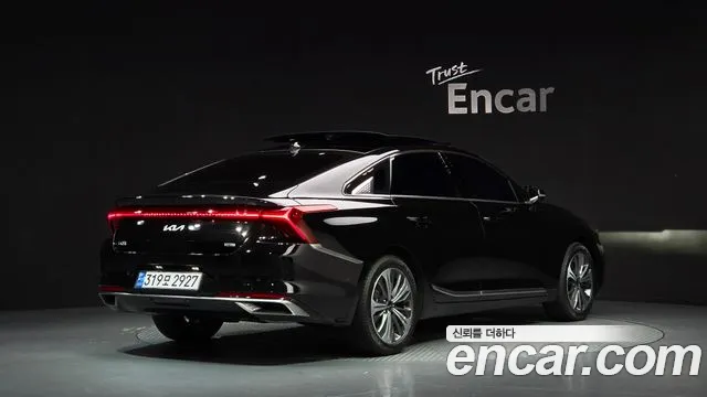 Kia K8 — Фото автомобиля 2