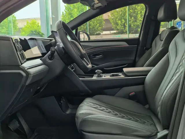 BYD Song L DM-i — Фото автомобиля 9