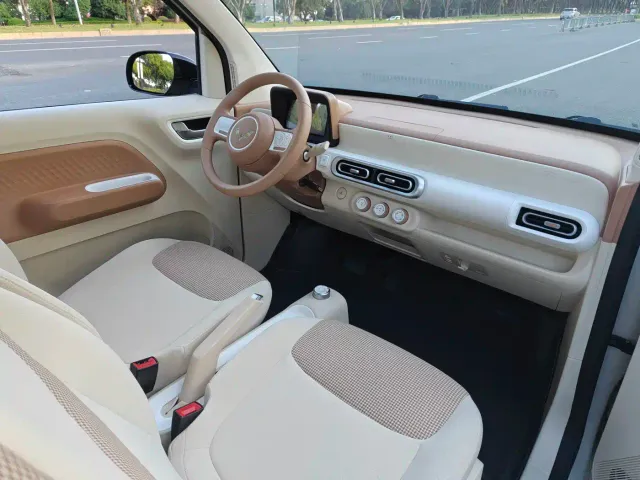 Wuling Hongguang Mini EV — Фото автомобиля 9