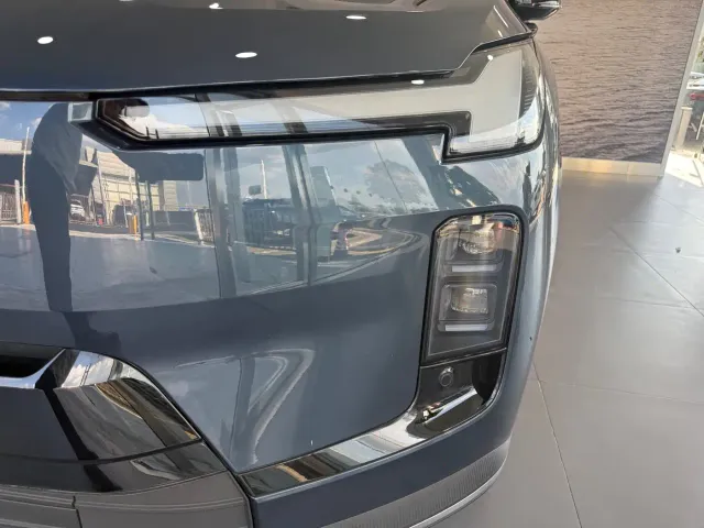 Volvo XC70 Plug-in Hybrid — Фото автомобиля 5