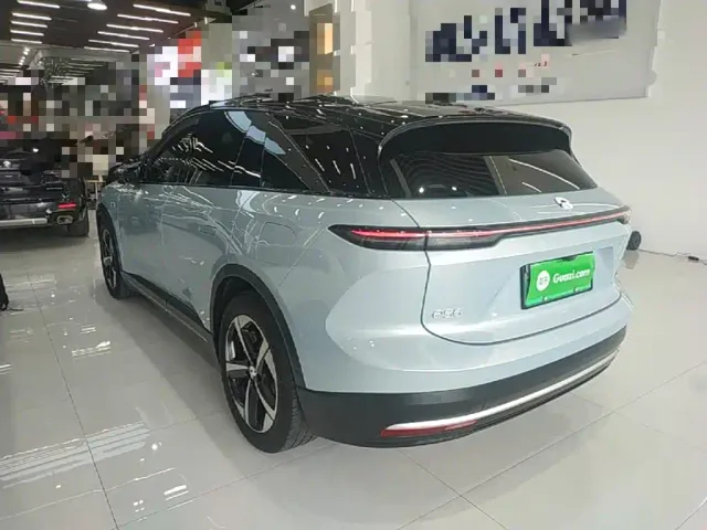 Nio ES6 — Фото автомобиля 22