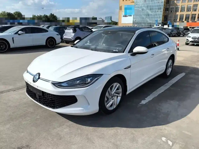 Фотография автомобиля — Volkswagen Lamando