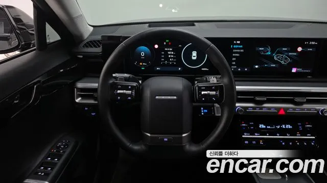 Hyundai Grandeur Grandeur (GN7) 2.5 Бензин 2WD — Фото автомобиля 13