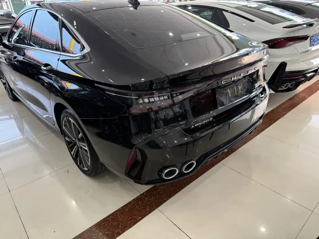 Chery Arrizo 8 — Фото автомобиля 11