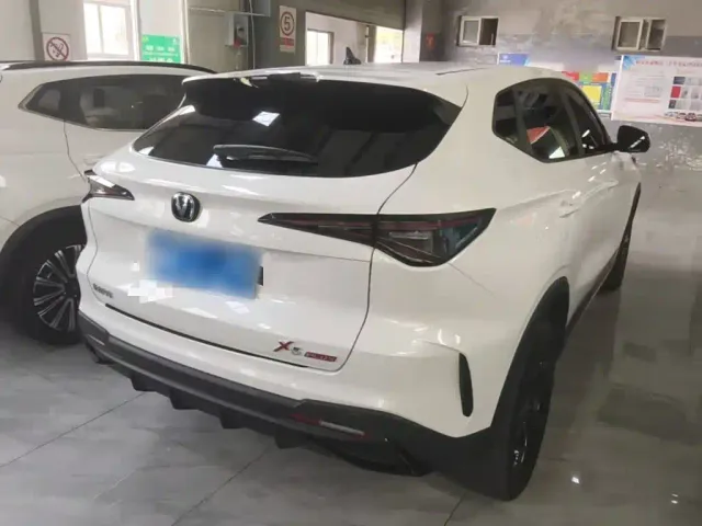 Changan X5 Plus — Фото автомобиля 6