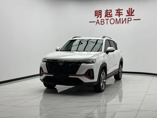 Changan CS35 Plus — Фото автомобиля 4