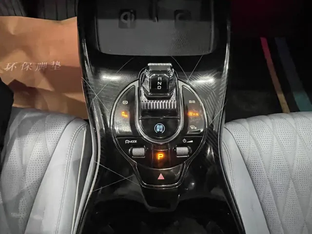 BYD Seal — Фото автомобиля 9