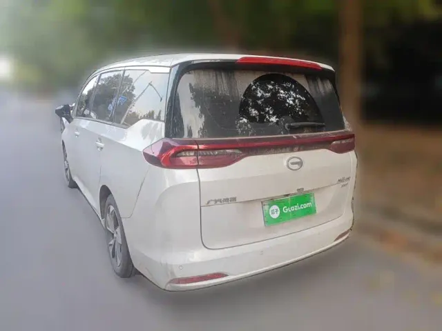 GAC Trumpchi M6 — Фото автомобиля 24