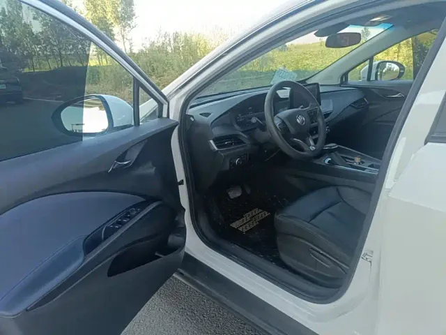 Buick Velite 6 — Фото автомобиля 15