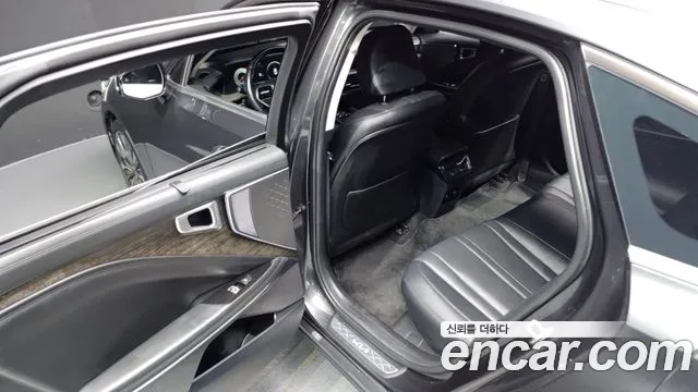 Kia K8 2.5 Бензин 2WD — Фото автомобиля 11