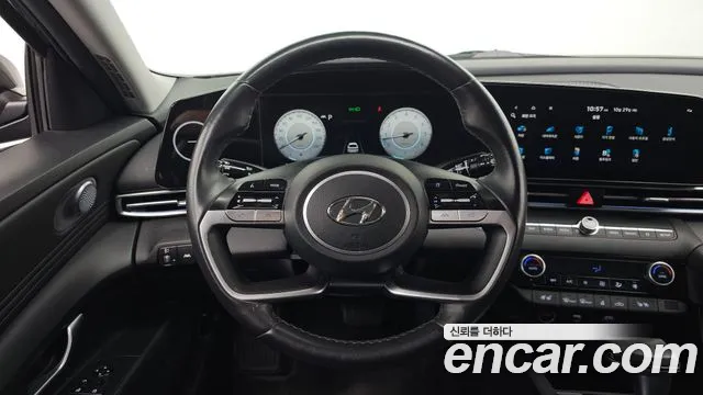 Hyundai Avante CN7 — Фото автомобиля 19