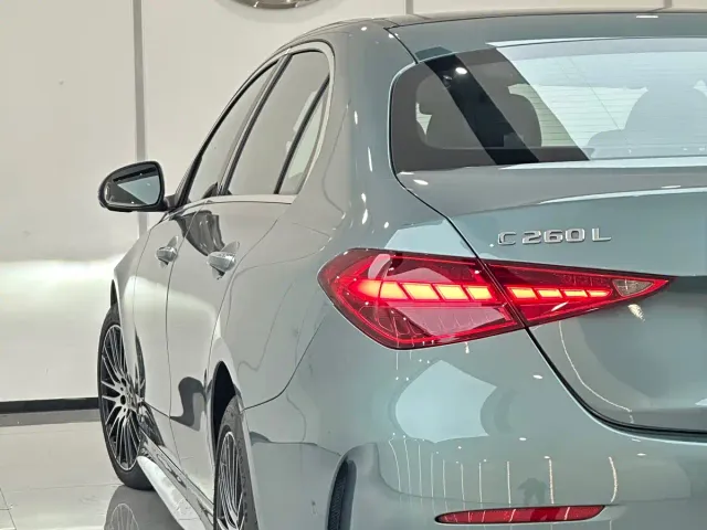 Mercedes-Benz C-Class — Фото автомобиля 8