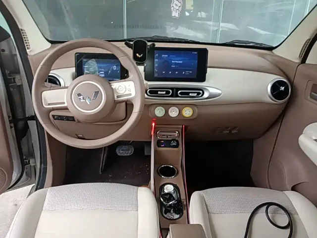 Wuling Hongguang Mini EV — Фото автомобиля 5