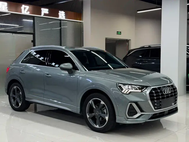 Audi Q3 — Фото автомобиля 3