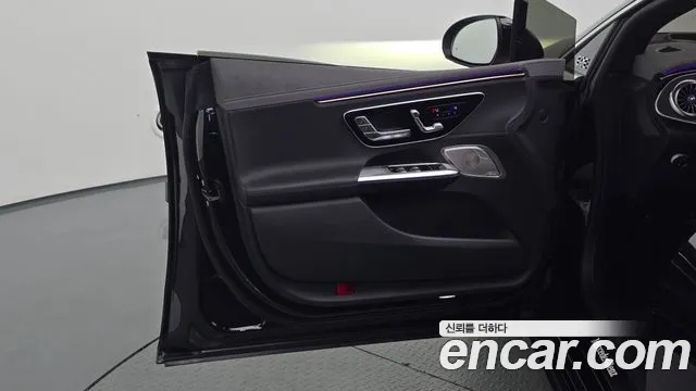 Mercedes-Benz EQE V295 — Фото автомобиля 13