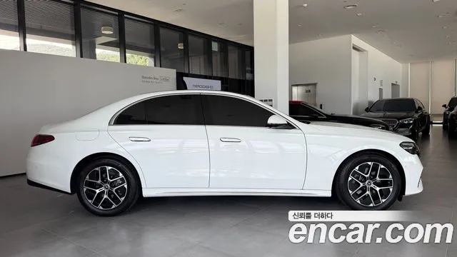 Mercedes-Benz E-Class W214 — Фото автомобиля 9