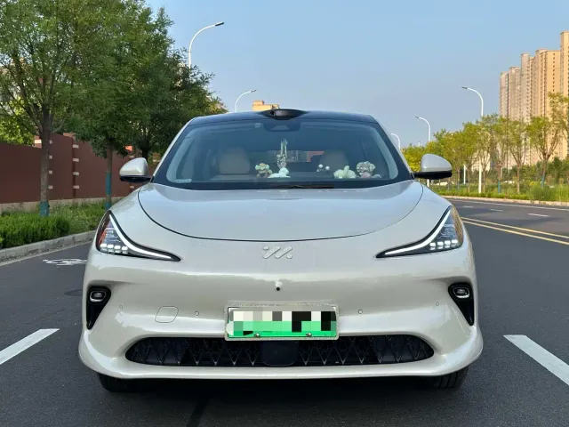 IM Motors LS6 — Фото автомобиля 2
