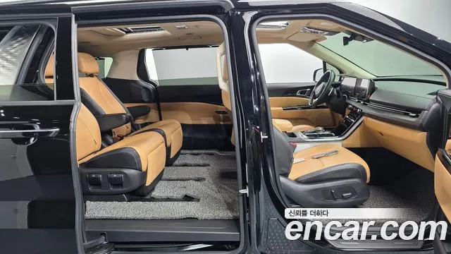 Kia Carnival Generation 4 — Фото автомобиля 15