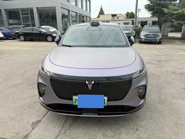 Voyah Auto Voyah Zhiyin 2025 Model 2WD Huawei Qiankun Edition — Фото автомобиля 2