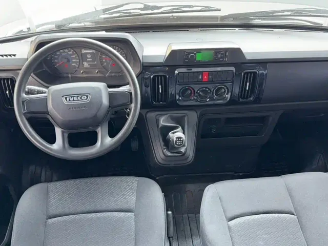 Iveco Daily — Фото автомобиля 16