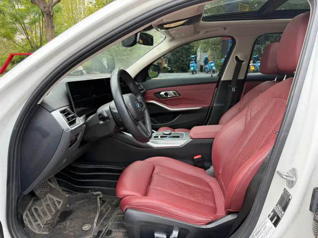 BMW i3 — Фото автомобиля 9