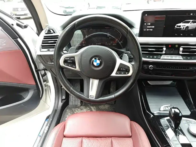 BMW X3 — Фото автомобиля 10