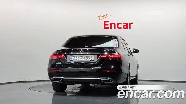 Mercedes-Benz E-Class W213 — Фото автомобиля 4
