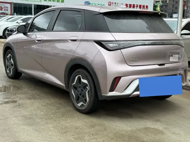 BYD Dolphin — Фото автомобиля 8