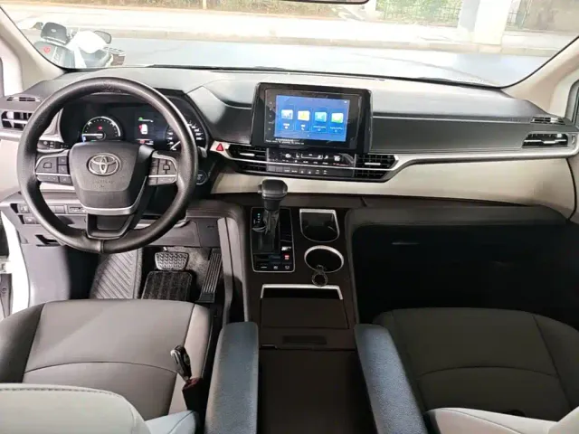Toyota Granvia — Фото автомобиля 9