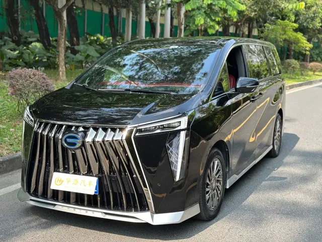 Фотография автомобиля — GAC Trumpchi M8