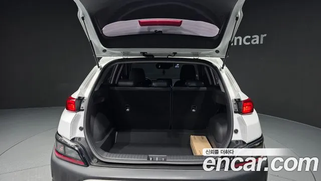 Hyundai Kona Новый Kona Бензин 2.0 2WD — Фото автомобиля 20