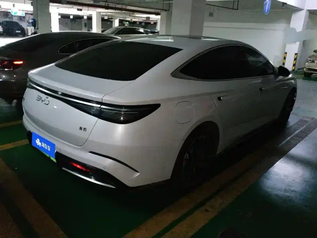 BYD Seal — Фото автомобиля 3