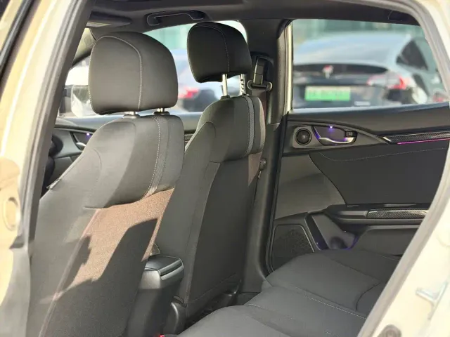 Honda Civic — Фото автомобиля 18