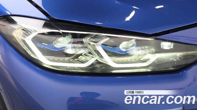 BMW i4 — Фото автомобиля 22