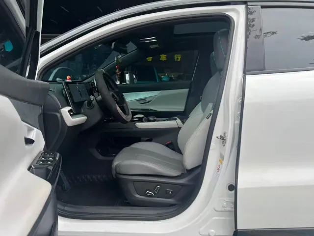 Changan Changan UNI-T 2023 Model Second Generation 1.5T Sport Edition Premium — Фото автомобиля 3
