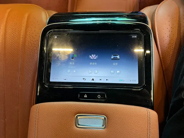 Mercedes-Benz S-Class — Фото автомобиля 10