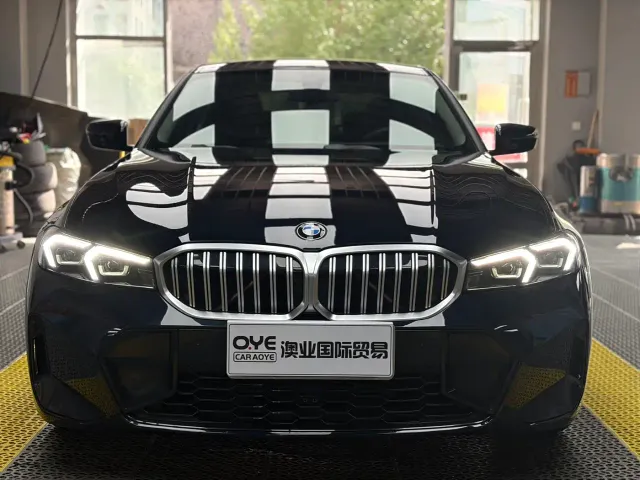 BMW 3 Series — Фото автомобиля 2