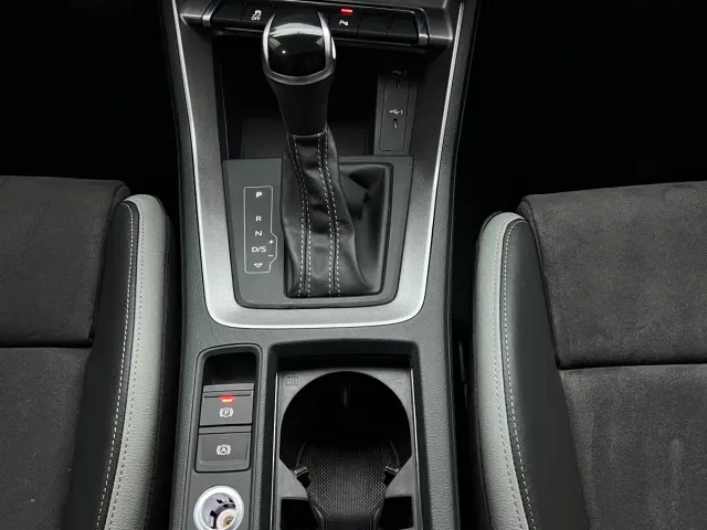 Audi Q3 — Фото автомобиля 11