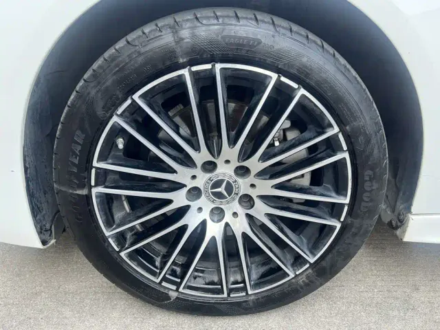 Mercedes-Benz C-Class — Фото автомобиля 22