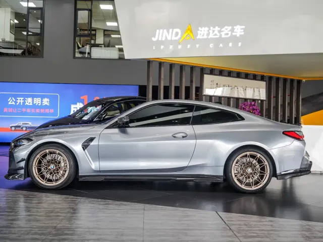 BMW M4 — Фото автомобиля 19